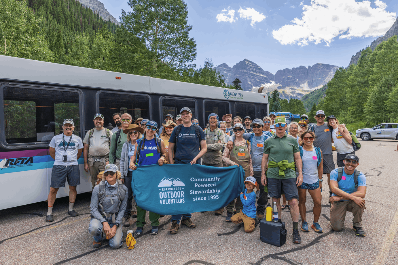 Roaring Fork Outdoor Volunteers group photo