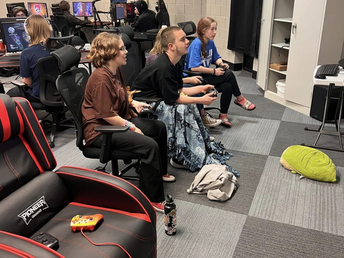 gamers gaming