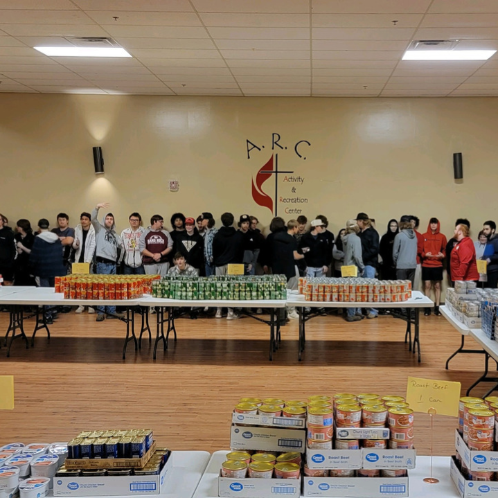 studetns sorting cans