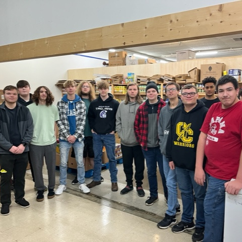 Group pic of students who helped with food drive
