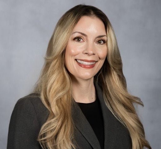 Dr. Karina Veas, Manager 