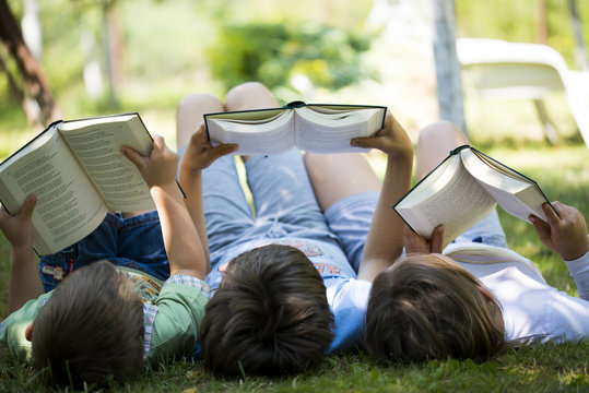 Girl Reading