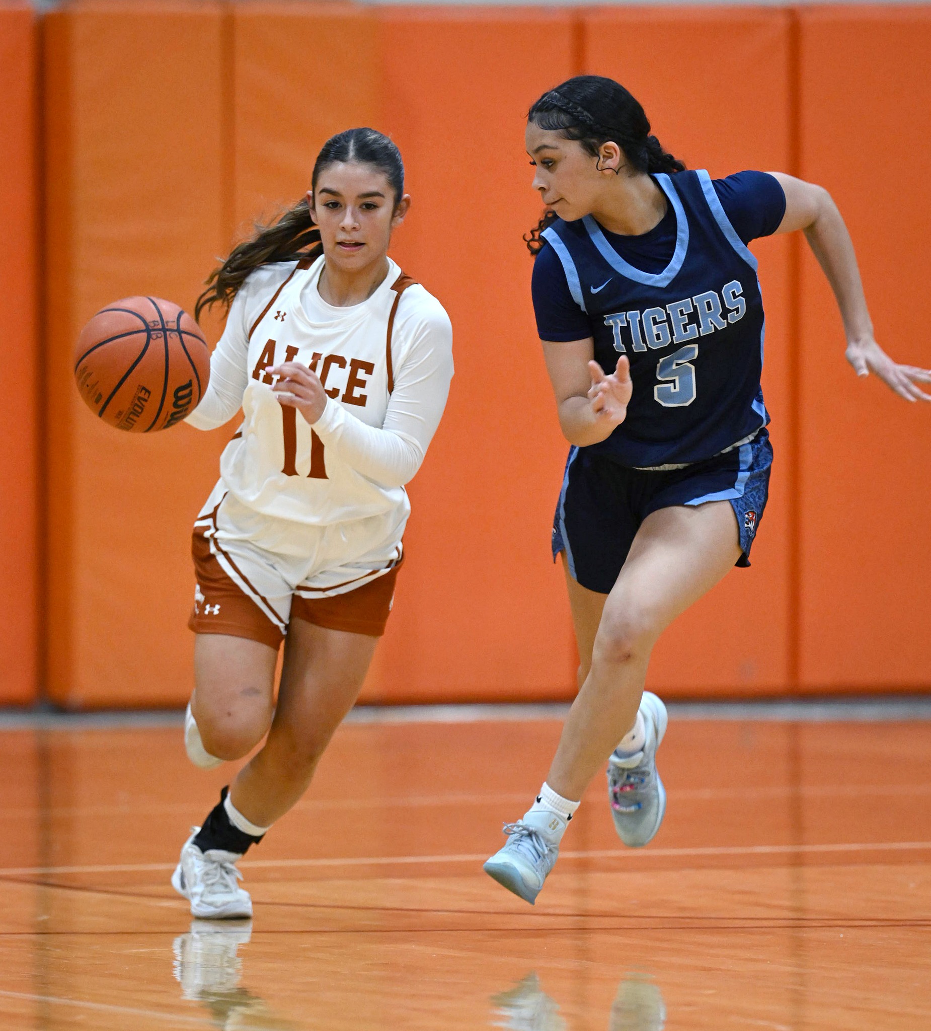 Basketball - Alice High School