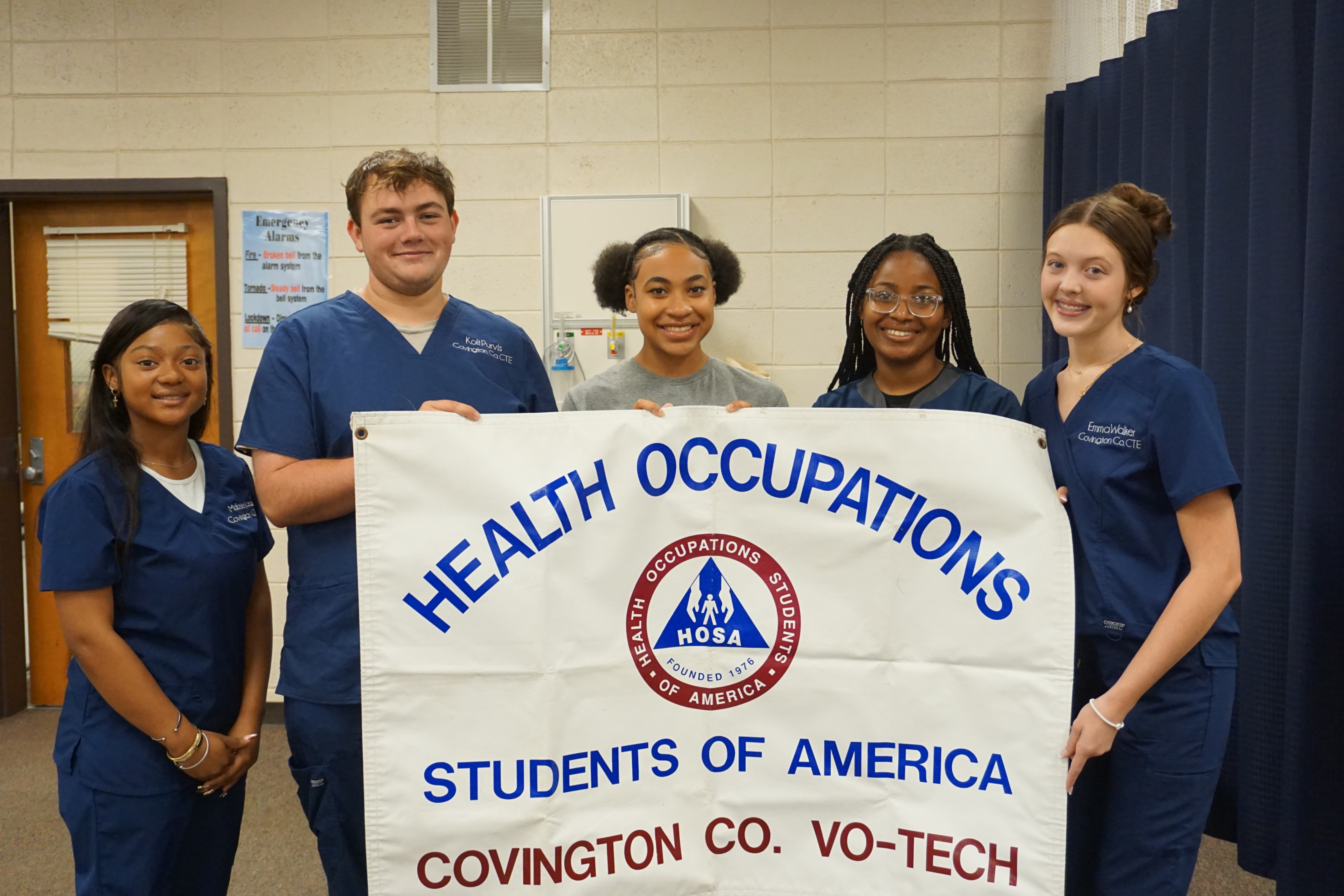 (L to R): Melanie Jackson (Treasurer), Kolt Purvis (President), Wisdom Wheeler (Secretary), Elise McInnis (Vice President), Emma Walker (Historian)