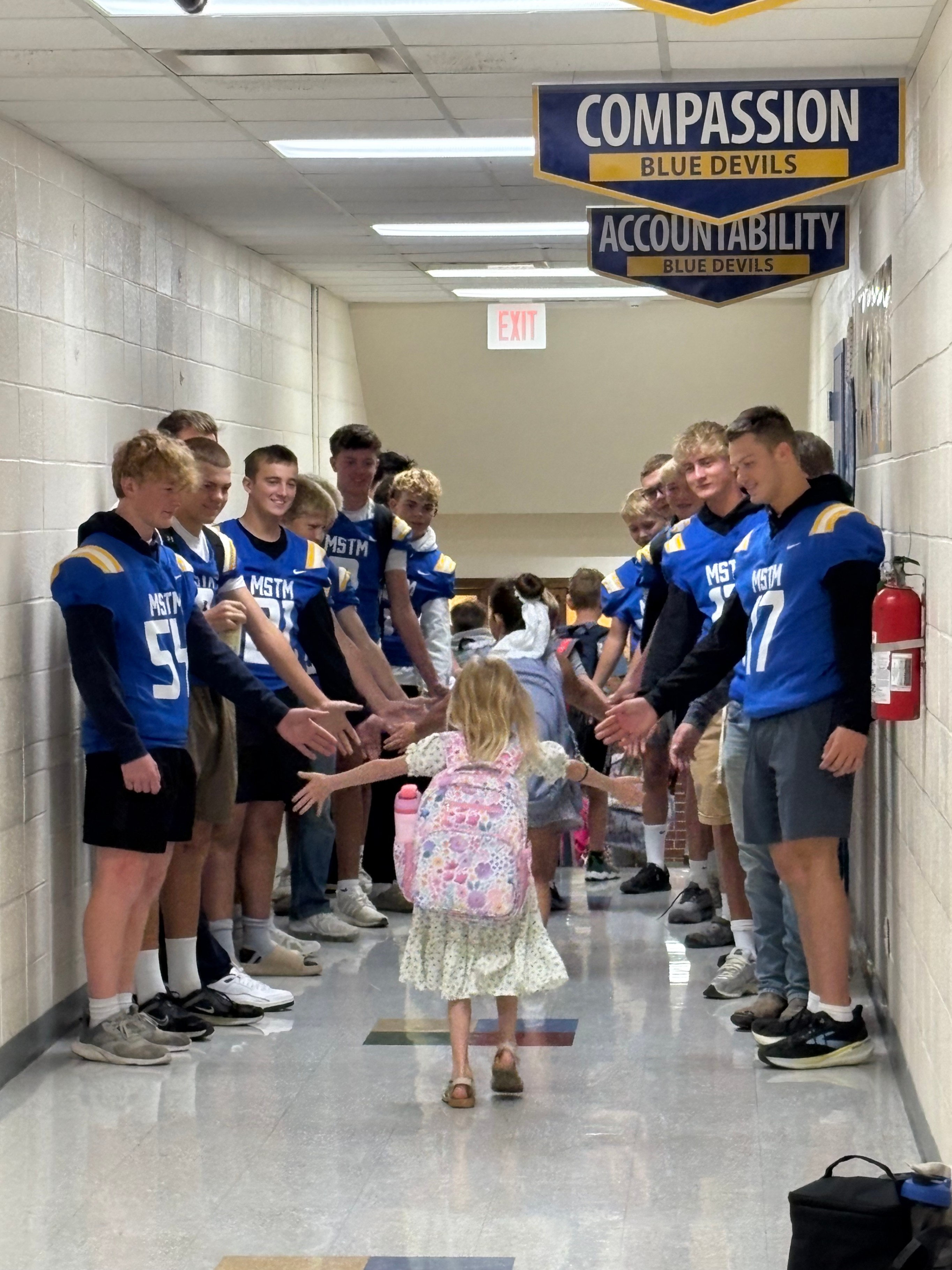 MSTM District Wellness Plan Brings High School Role Models into Elementary Hallways