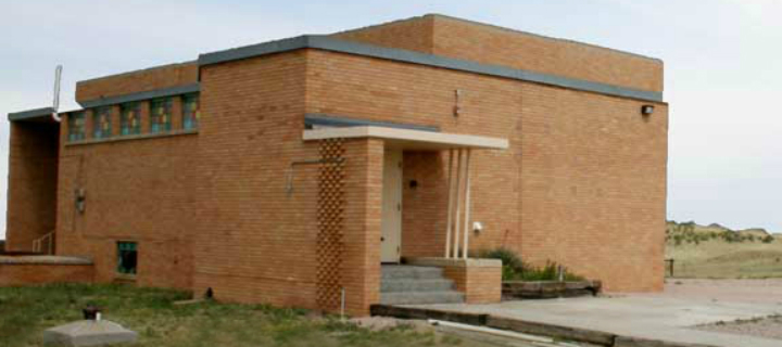 Picture of the Willadsen school building