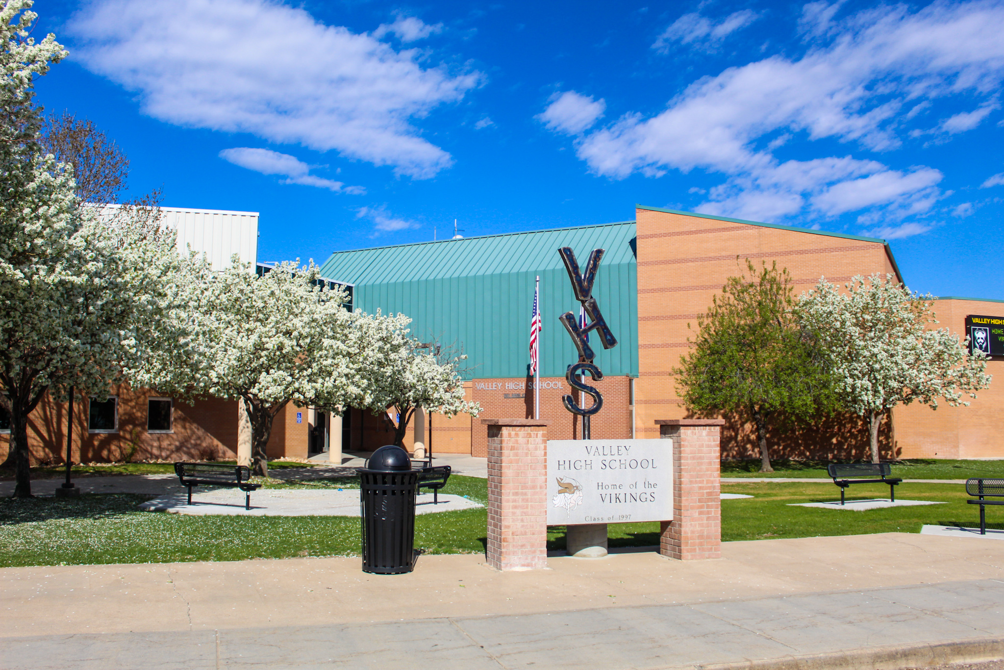 Frontview of Valley High School 