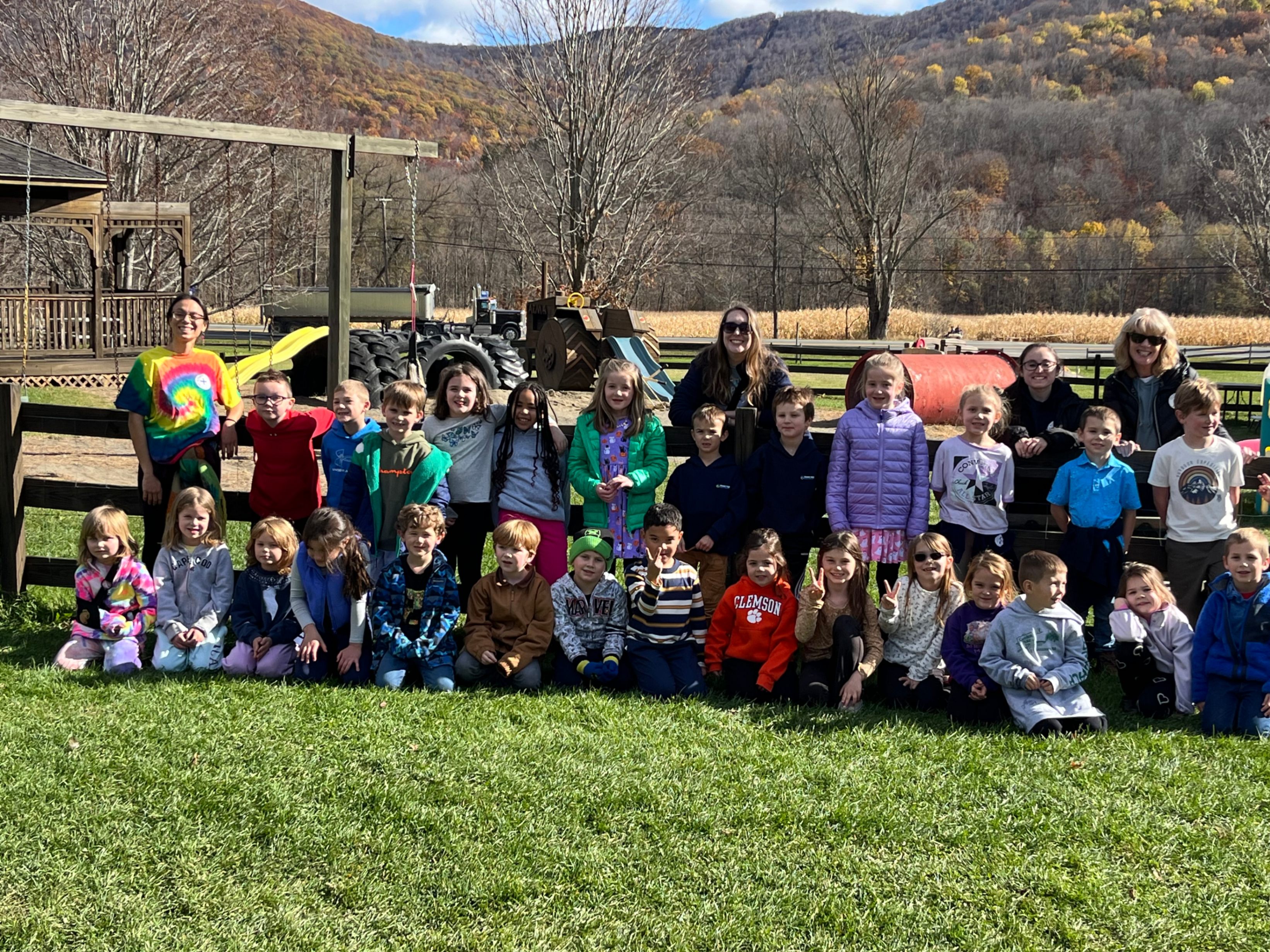 Grades K, 1, and 2 went to Ioka Valley Farm!