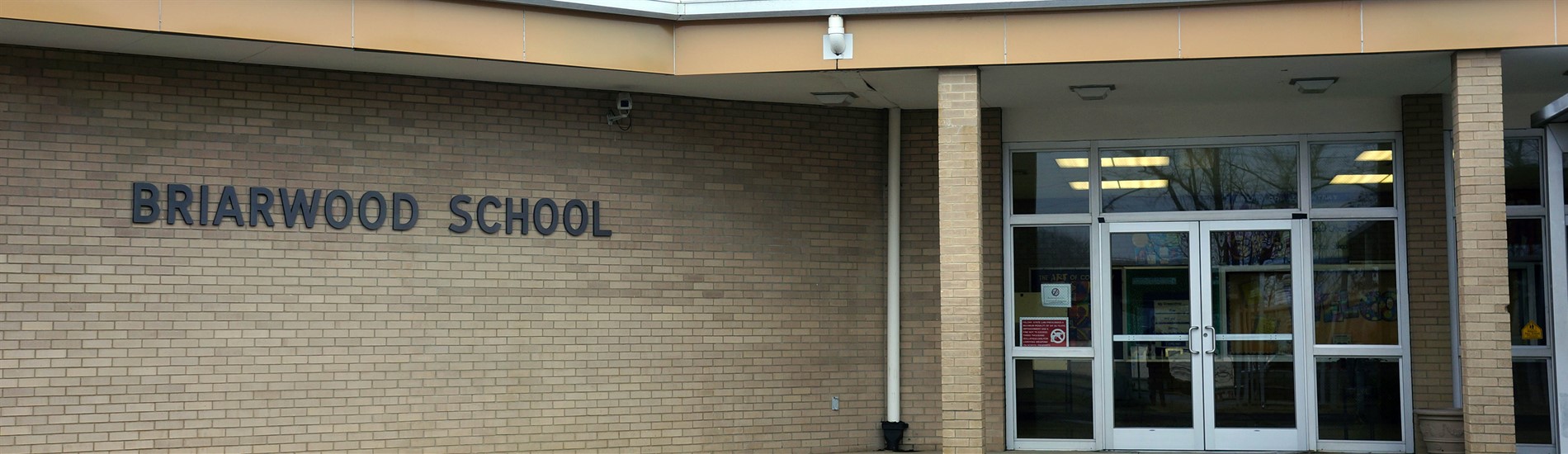 Briarwood school building