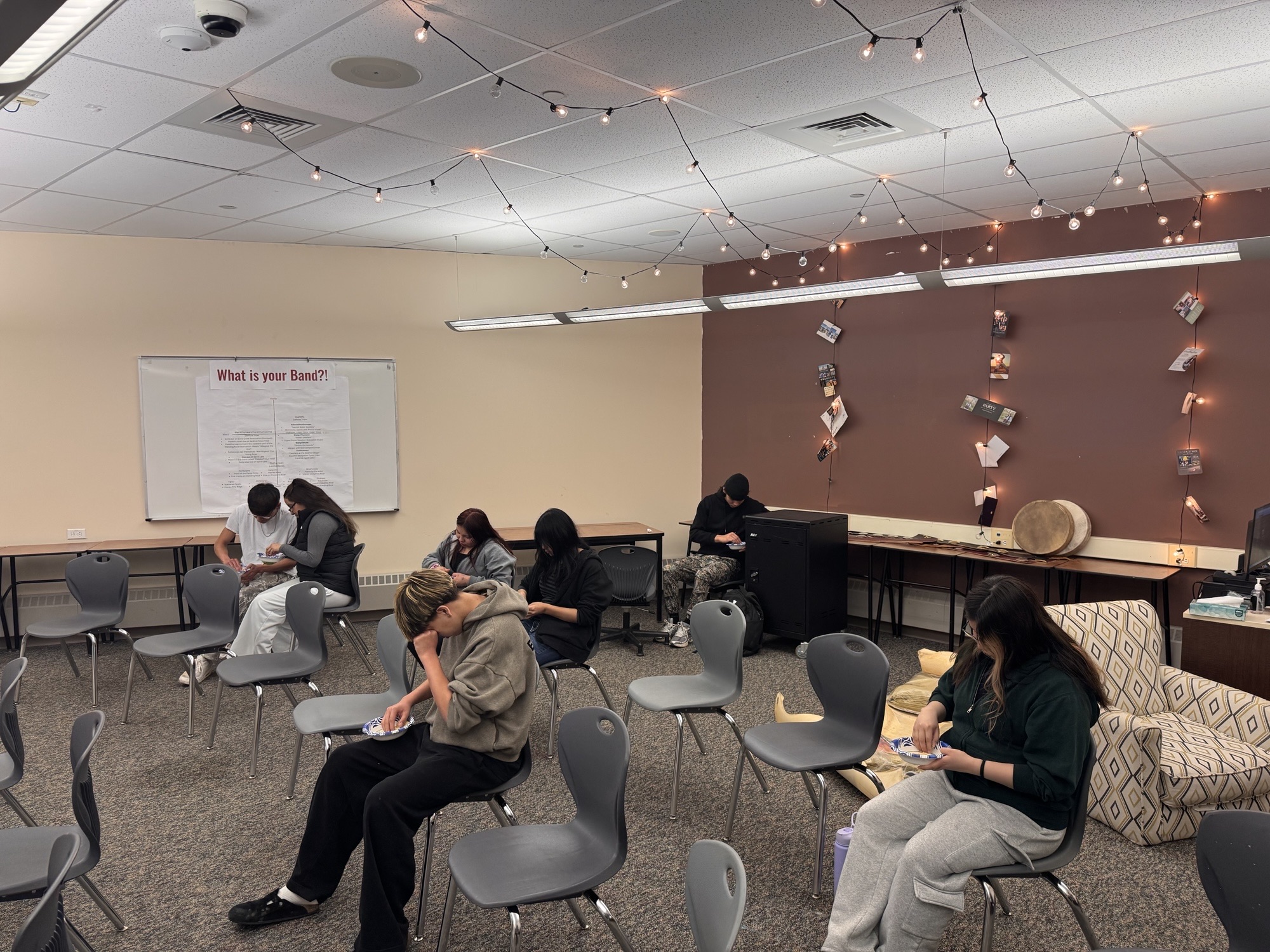 HS culture students make wasna