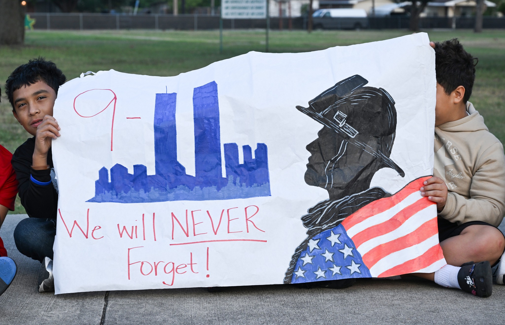 911 sign