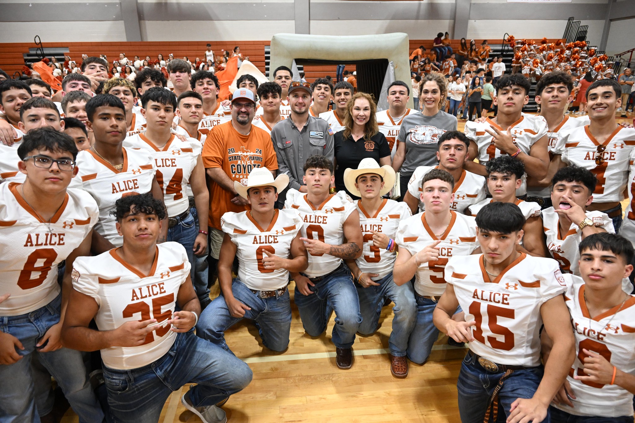 Meet the Coyotes