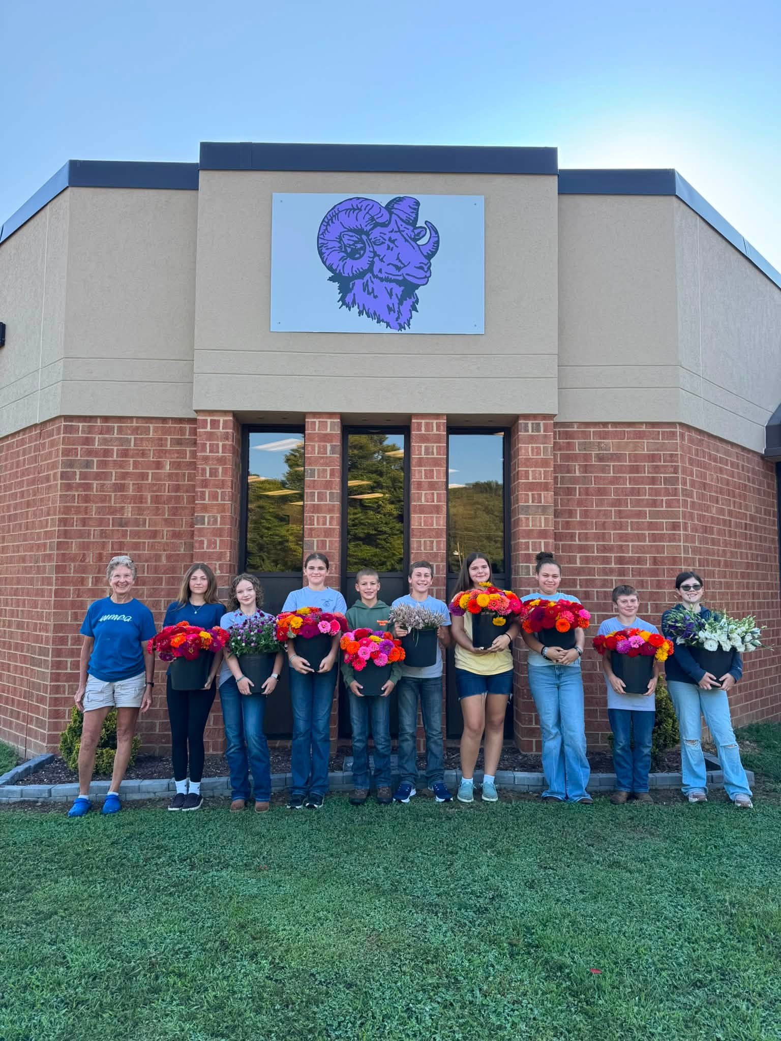 Bouquets of Gratitude at SKMS