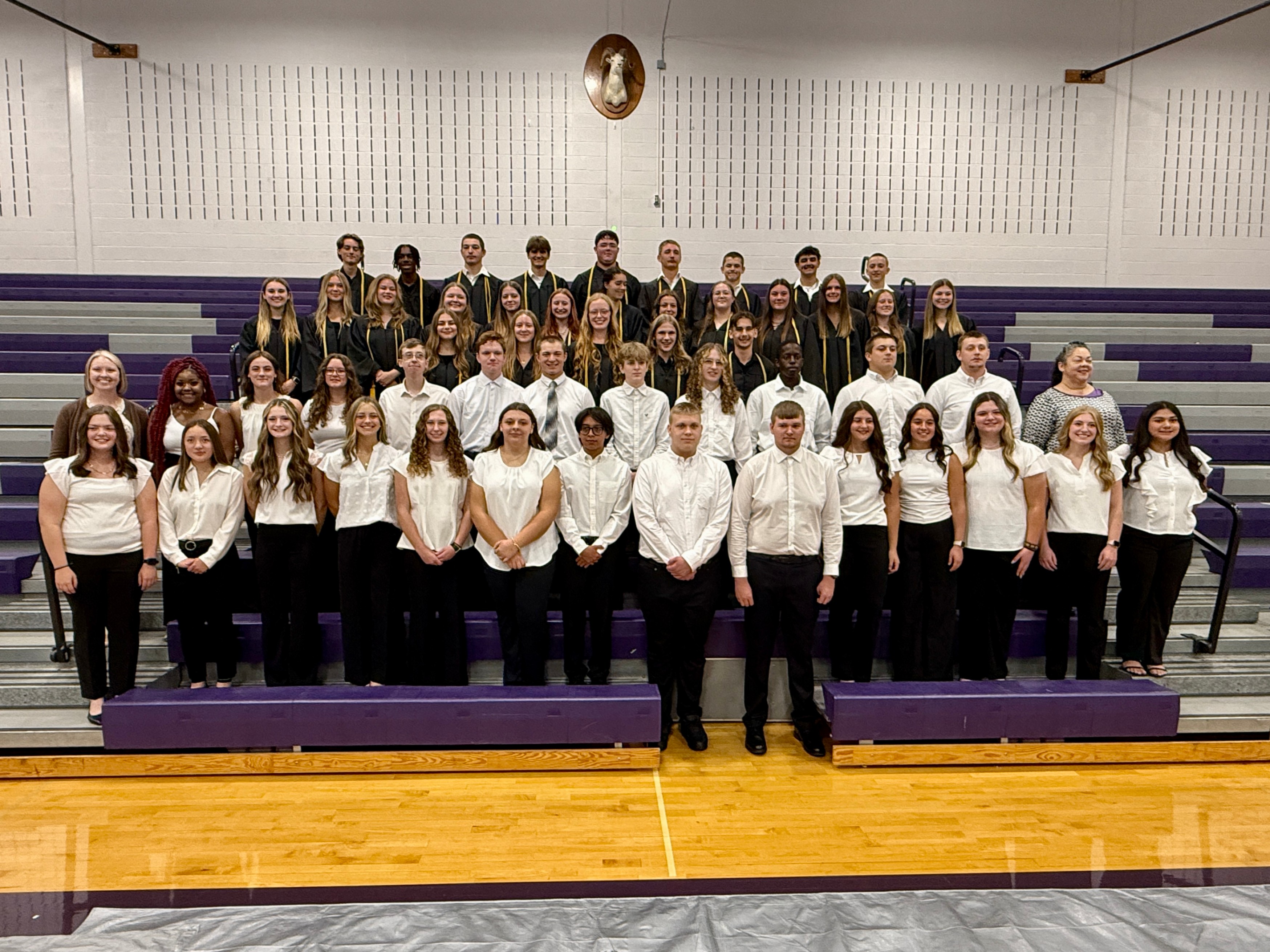 SHS National Honor Society Welcomes 25 New Members