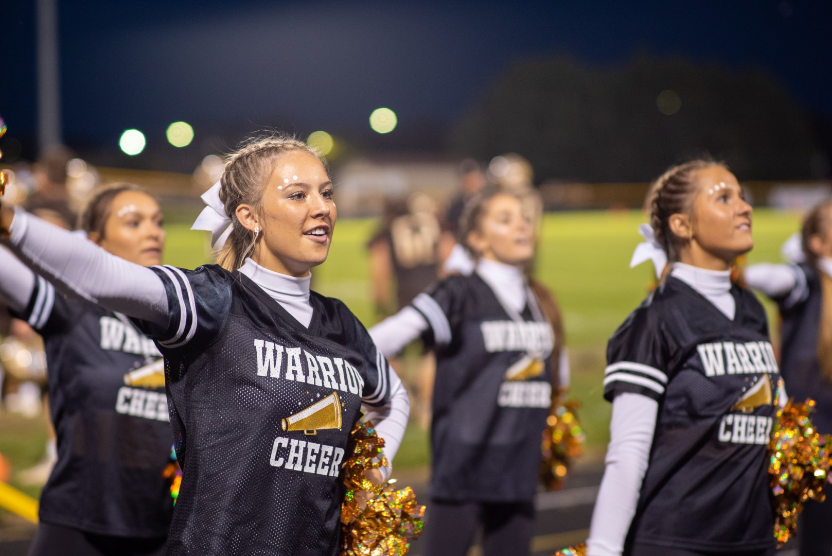 Bay City Western cheerleaders