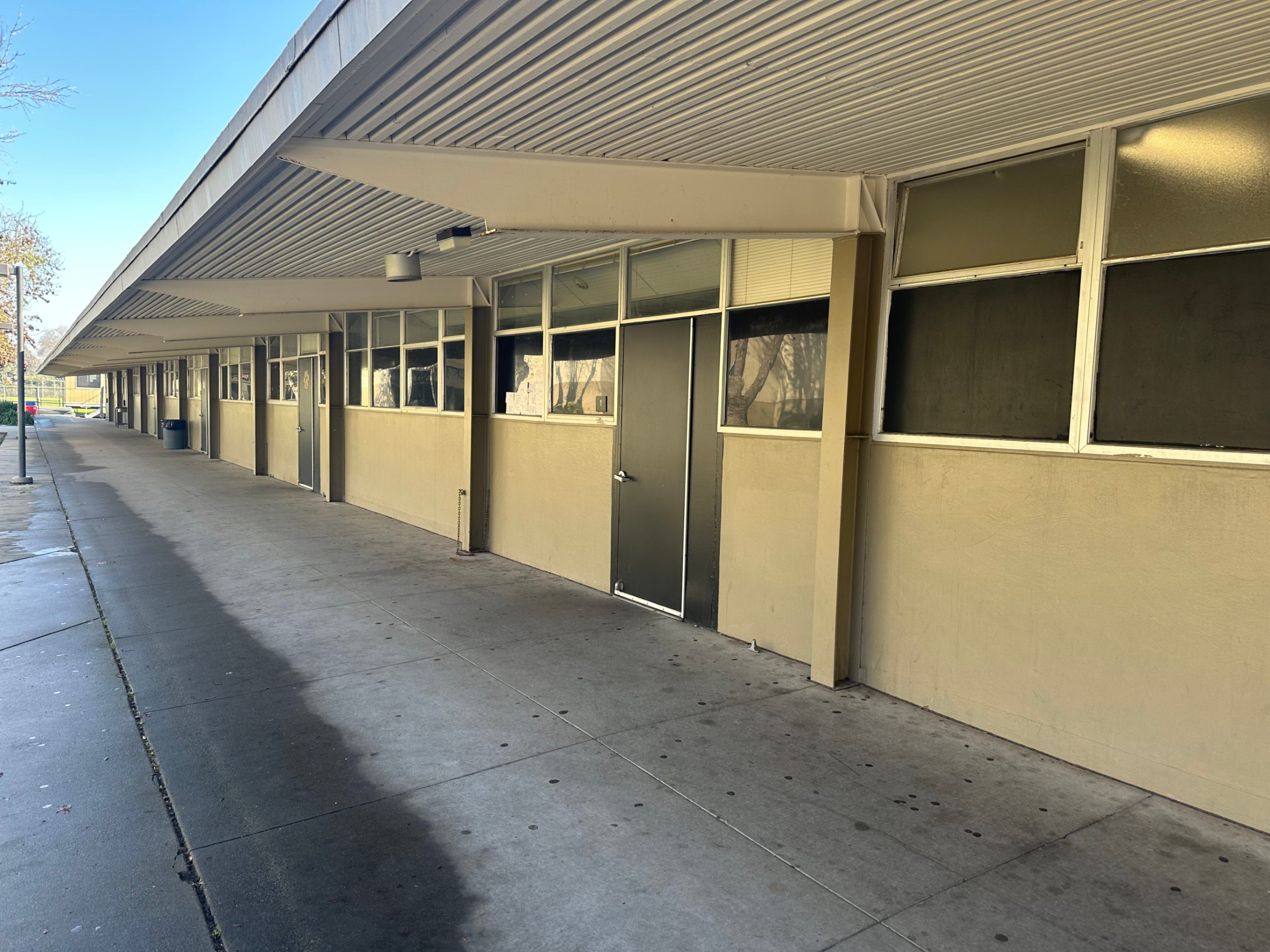 10-Wing Demolition About to Begin